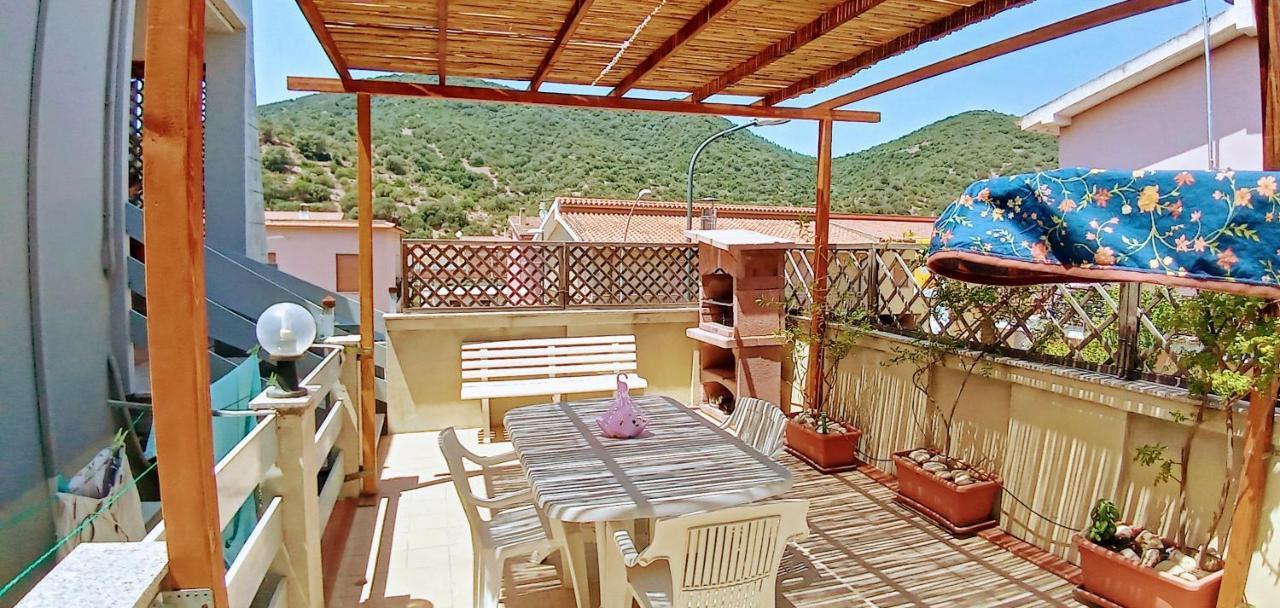 Casa Vacanze Sole E Mare Теулада Экстерьер фото